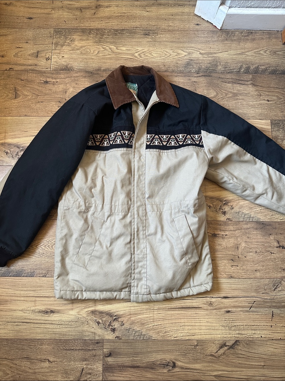 Vintage Womens’s Two-Tone Beige & Black Insulated Jacket with Patterned Chest